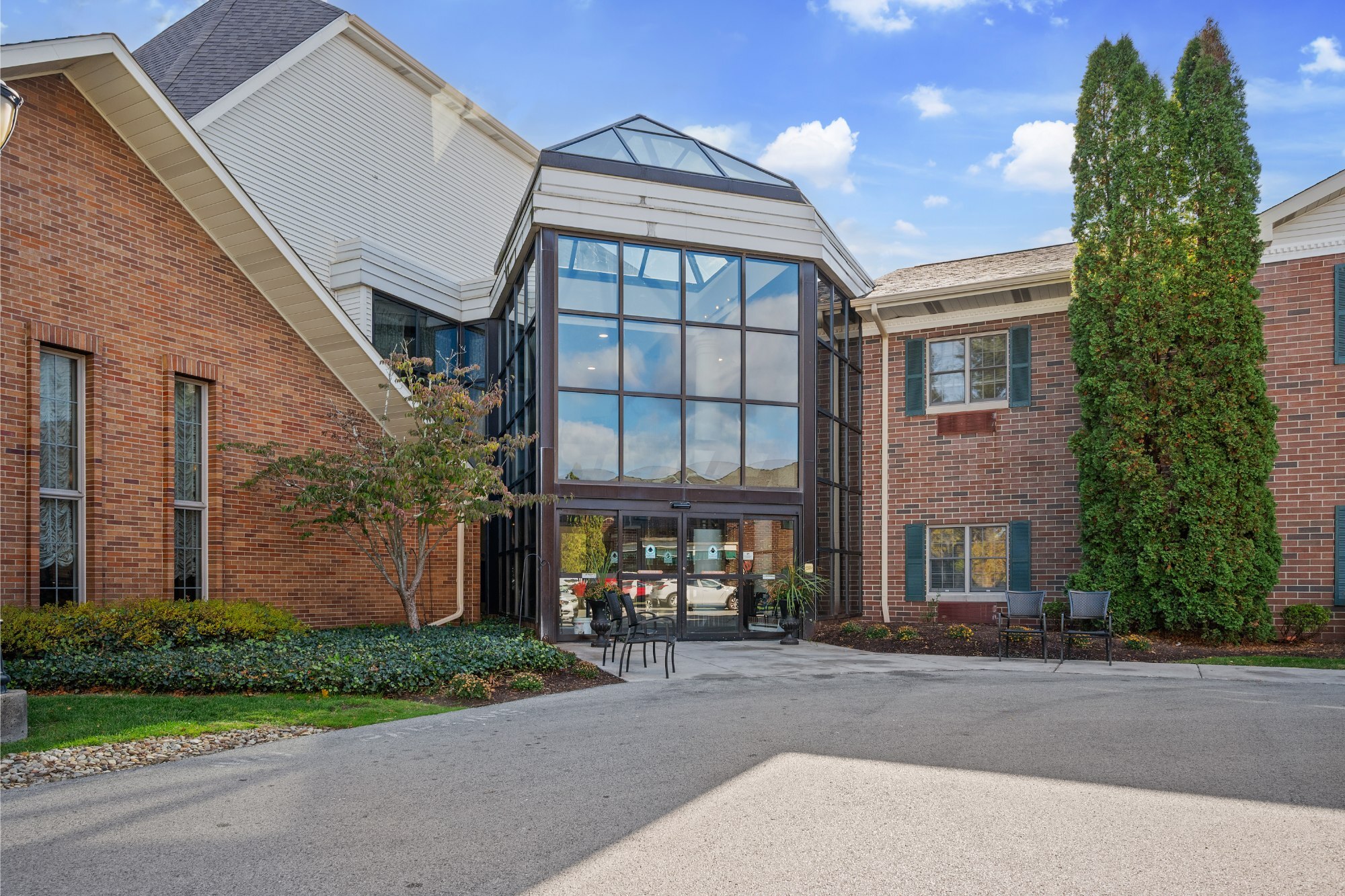 FCMN_AL_exterior_002