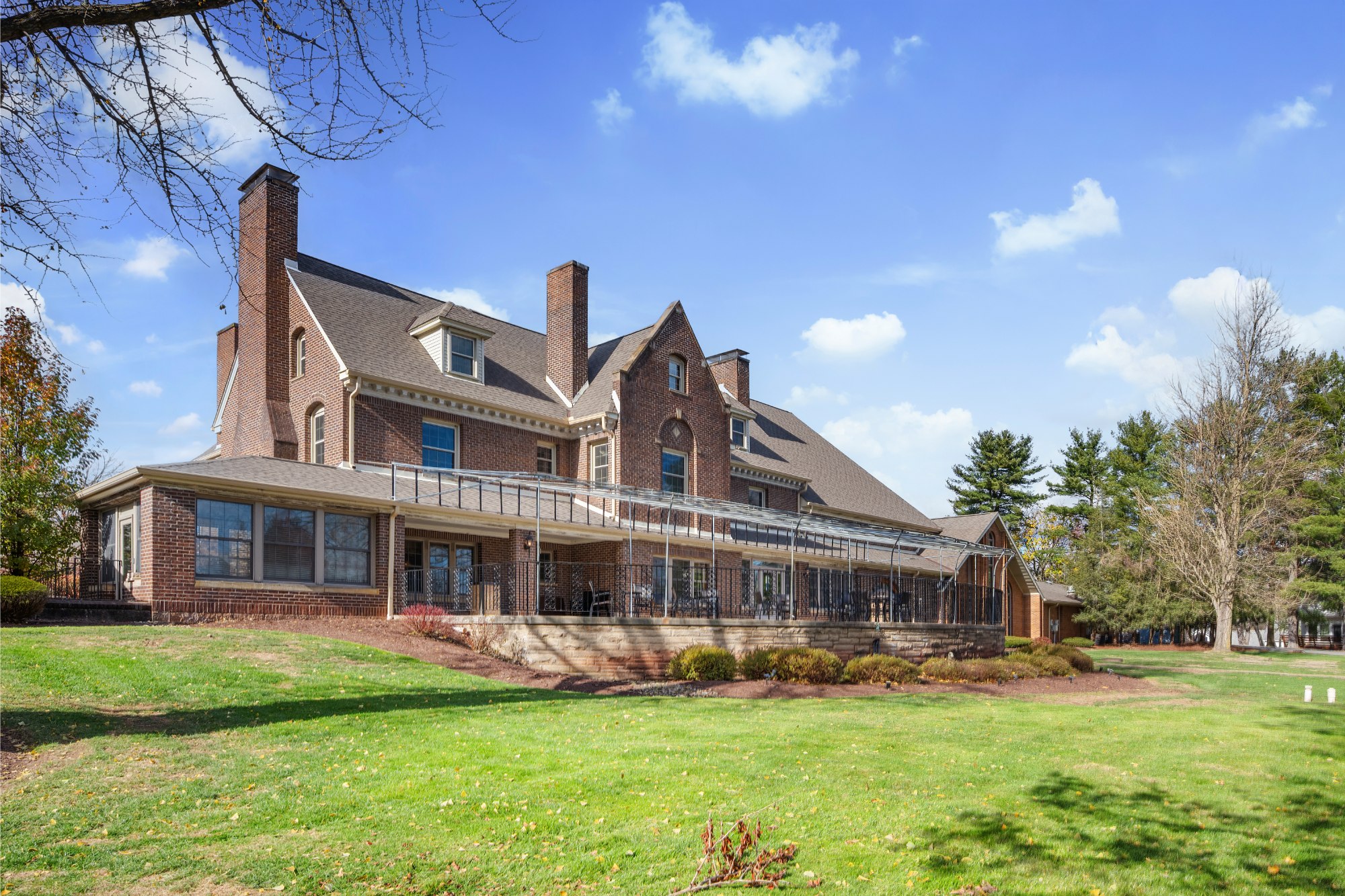 FCMN_AL_exterior_003