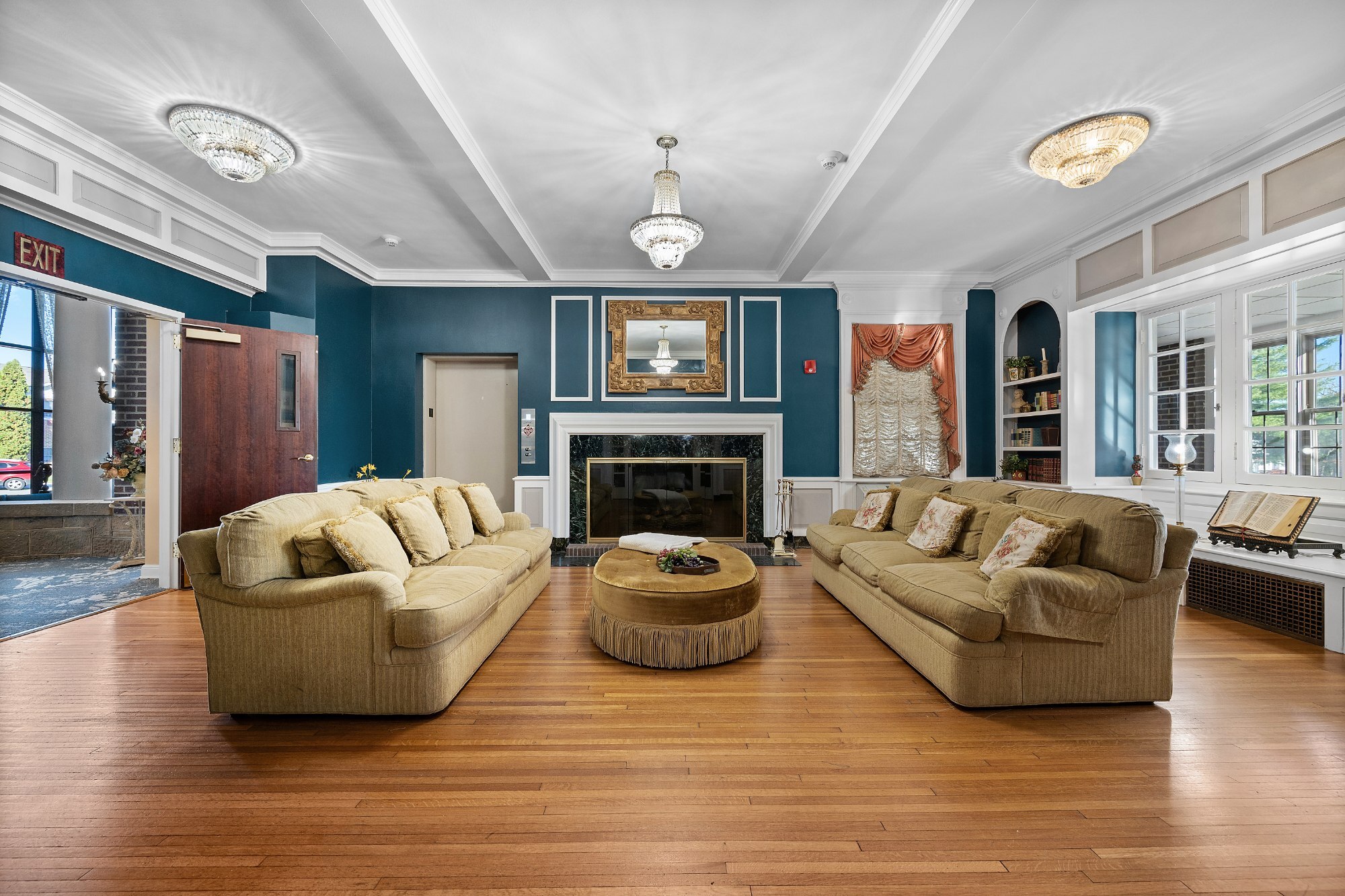 FCMN_AL_living room_007